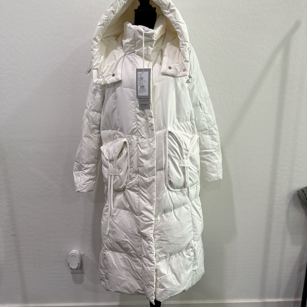Elegant Women's Hooded Puffer Coat